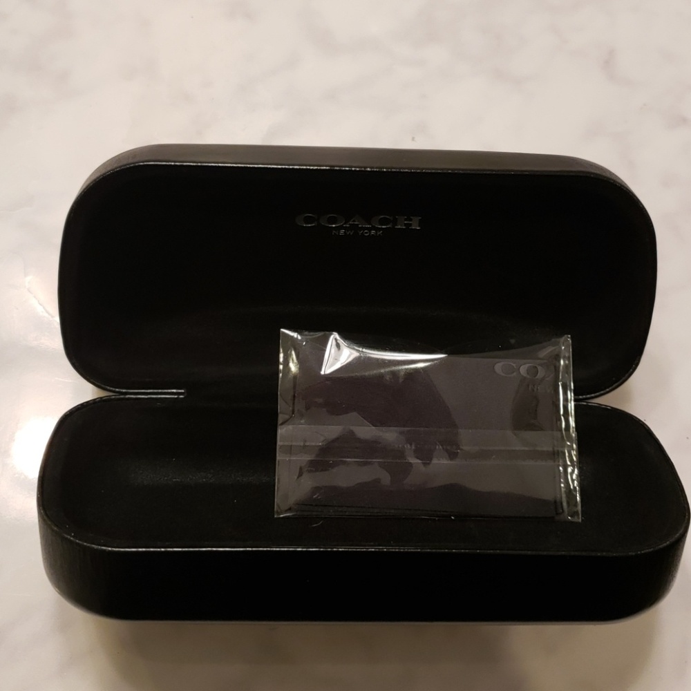 Coach sunglass/eyeglass case